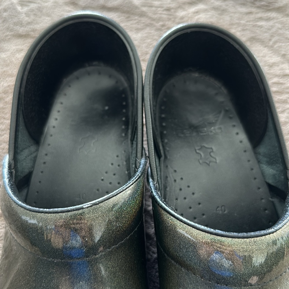 Dansko Clogs - Picture 9 of 11
